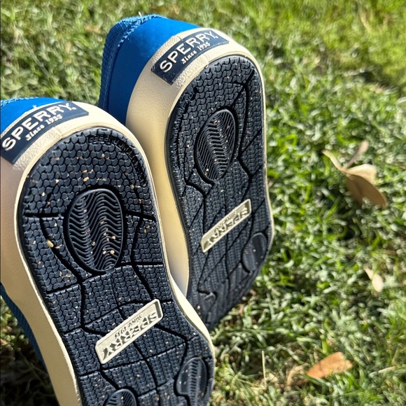 Sperry Vibrant Blue Mesh Sneakers Men size 9 M - Picture 9 of 9